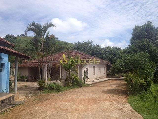 Chácara à venda 3 Quartos, 4873880M², Registro, Taubaté - SP