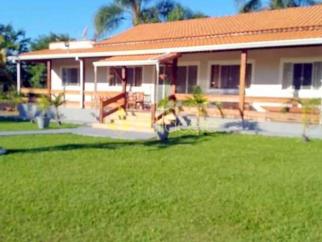 Chácara à venda 5 Quartos, 3 Suites, 10 Vagas, 5000M², Zona Rural, Guaratinguetá - SP