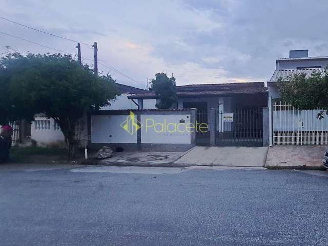 Casa para Venda 4 Quartos, 1 Suite, 2 Vagas, Loteamento Residencial Andrade, Pindamonhangaba - SP