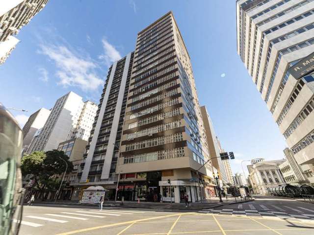 Conjunto Comercial à venda, 0.00 m2 por R$1950000.00  - Centro - Curitiba/PR