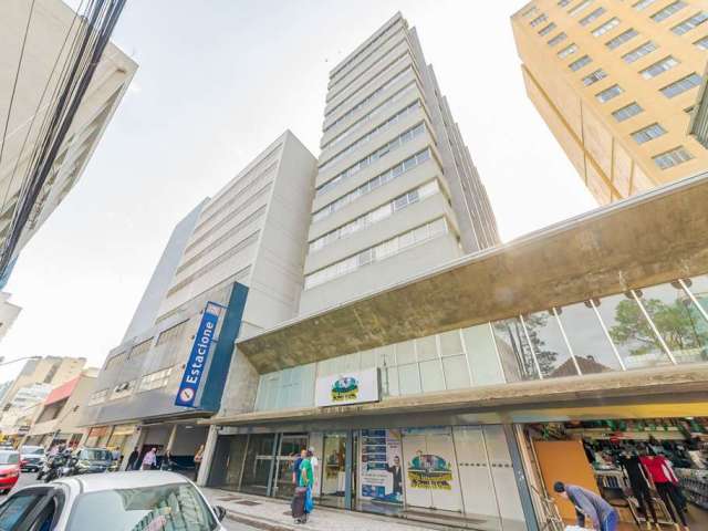 Conjunto Comercial à venda, 44.25 m2 por R$165000.00  - Centro - Curitiba/PR