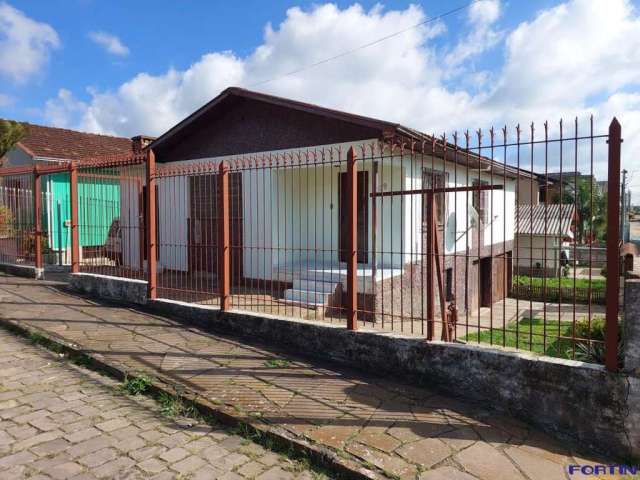 Casa com 4 quartos à venda no São Cristóvão, Caxias do Sul , 204 m2 por R$ 475.000