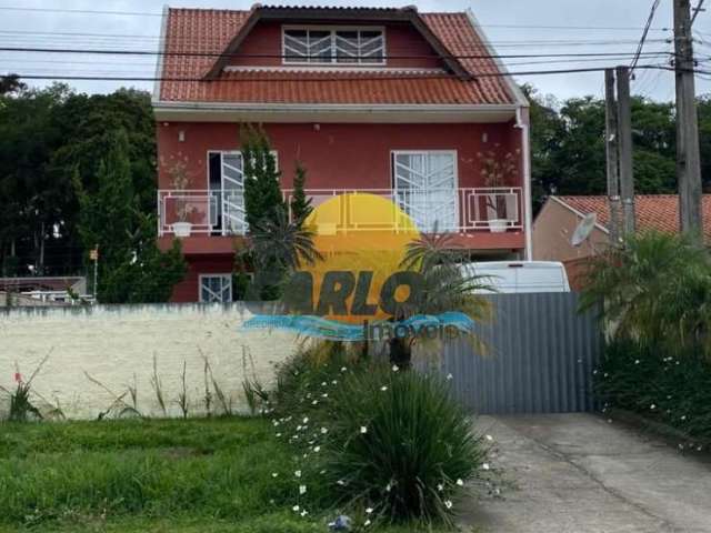 Casa com 5 quartos à venda na Rua Hellena Betecek, 4, Butiatuvinha, Curitiba por R$ 1.300.000