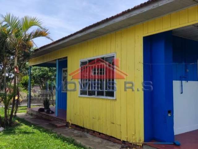 Casa Central com espaço incrível de terreno