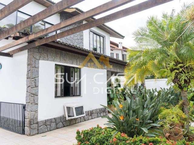 Casa em condomínio fechado com 5 quartos à venda na Rua Ivaldo de Azambuja, Barra da Tijuca, Rio de Janeiro, 559 m2 por R$ 3.800.000