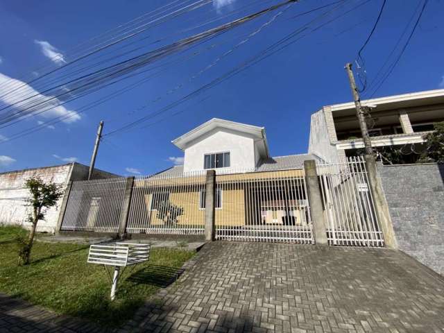 Sobrado com 2 quartos  à venda, 150.00 m2 por R$810000.00  - Pinheirinho - Curitiba/PR