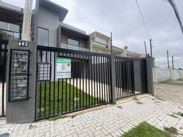 Sobrado com 3 quartos  para alugar, 90.00 m2 por R$2800.00  - Pinheirinho - Curitiba/PR