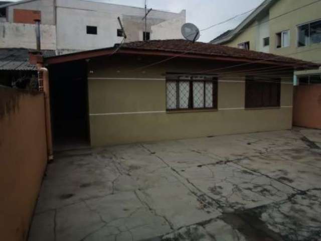 Casa Residencial com 2 quartos  para alugar, 100.00 m2 por R$1400.00  - Pinheirinho - Curitiba/PR