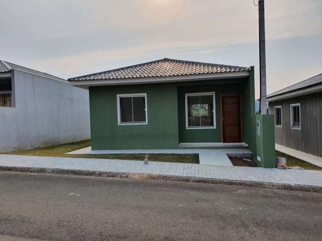 Imóvel lindo com 2 dormitórios amplo quintal disponível para venda no Residencial Ross no bairro Sh