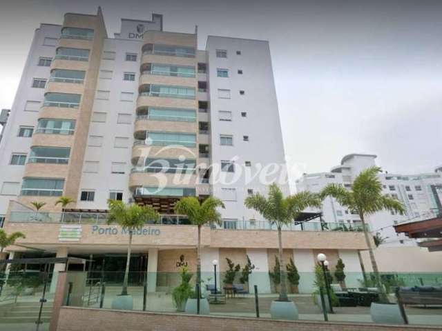 Apartamento mobiliado para LOCAÇÃO ANUAL, 2 quartos sendo 2 suítes, 2 vagas, Edifício Porto Madeiro - Praia Brava - Itajaí-SC