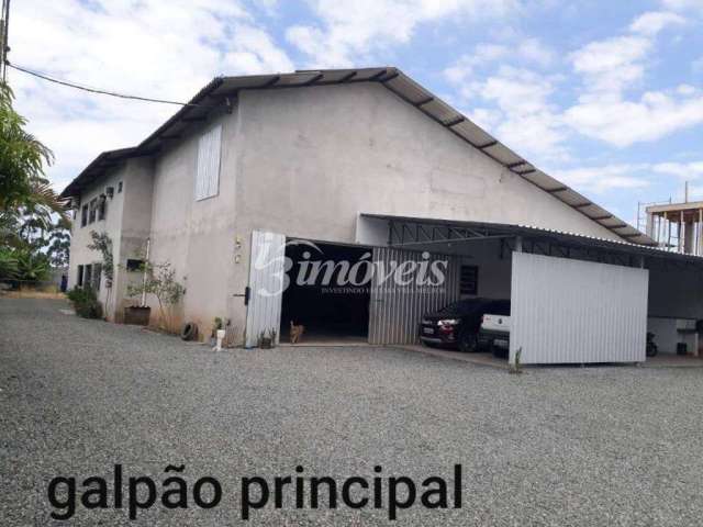 Galpão à venda, 540m², Bairro Escalvados, Navegantes-SC