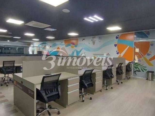 PERFEITO PARA A SUA EMPRESA, Sala já MOBILIADA no 2º andar para locação na PRAIA BRAVA- Itajaí/SC.