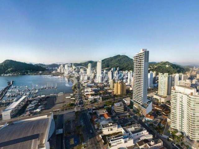 Apartamento à venda, 3 quartos sendo 3 suítes, 3 vagas, Residencial Marechiaro, Centro, Itajaí-SC