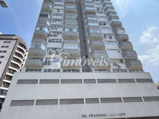 apartamento à venda 2 quartos, 1 suíte, 1 vaga, Edifício Francisco Eduardo, Centro, Itajaí-SC