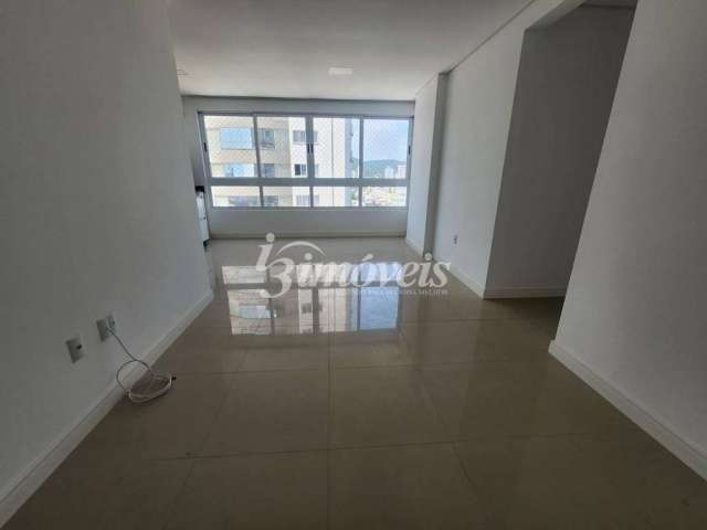 Apartamento para Locação Anual, 82 m², 02 Quartos (sendo 02 Suítes), Semimobiliado, 01 Vaga de Garagem, Residencial Jardim das Águas, no Centro de Itajaí-SC