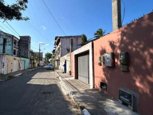 Casa com 3 quartos para alugar na Rua São José, Centro, Lauro de Freitas por R$ 3.000