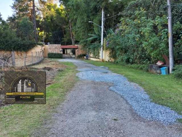 Terreno à venda na Rua Ouro Preto, Chácara das Paineiras, Carapicuíba - SP