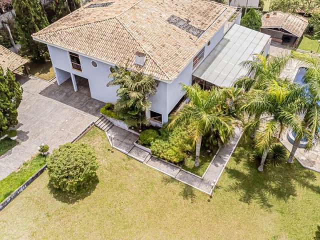 Casa à venda na Rua Odair Martins, Chácara São João, Carapicuíba - SP