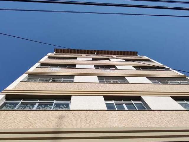 Apartamento à venda na Rua Augusto Spinelli, Centro, Nova Friburgo - RJ