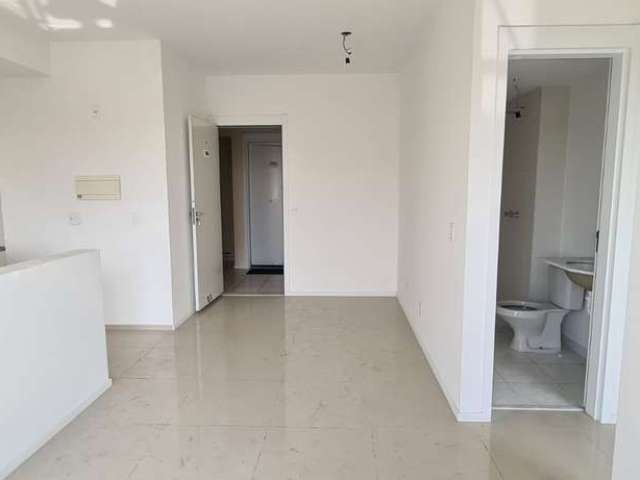 Apartamento à venda na Avenida Dom Hélder Câmara, Del Castilho, Rio de Janeiro - RJ