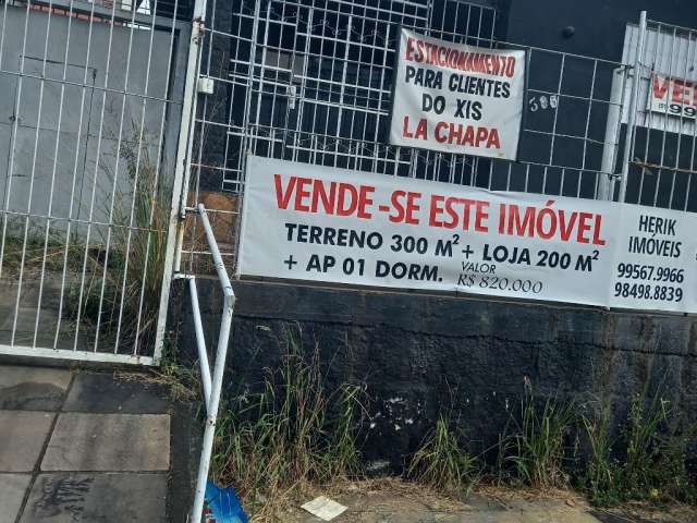 CASA E TERRENO de 300m2 COMERCIAL 250M2 PRECISANDO REPAROS