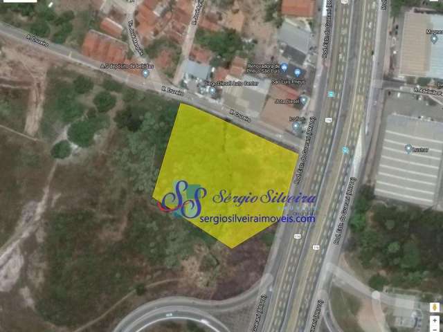 Terreno de esquina em excelente localização com 9.200m²