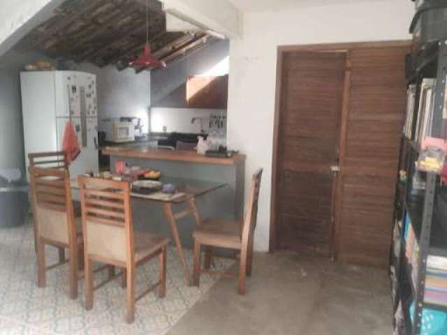 Casa com 2 dormitórios à venda, 115 m² por R$ 370.000,00 - Vargem Grande - Rio de Janeiro/RJ