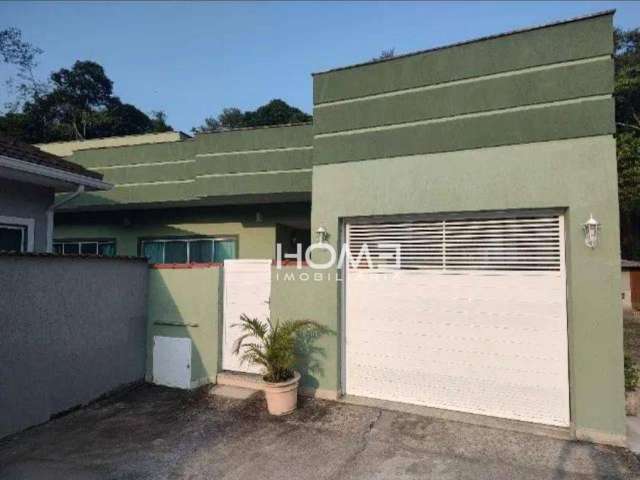 Linda Casa Linear em Condomínio Fechado – Vargem Grande