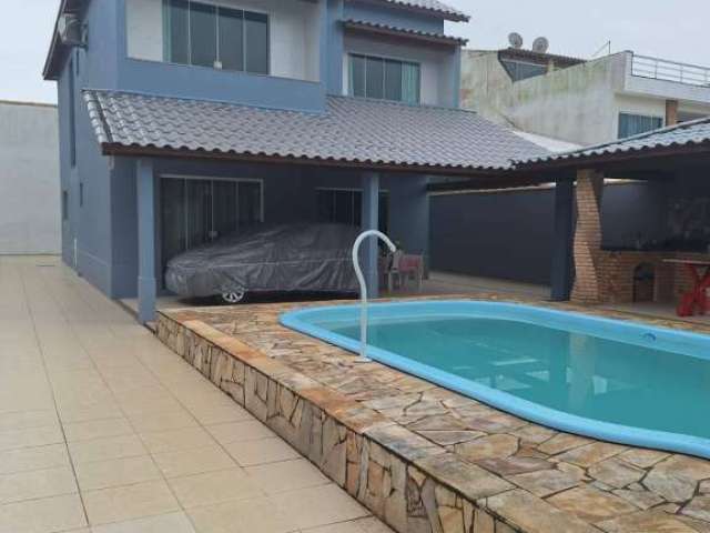 Excelente Casa de Alto Padrão Na Praia !!!