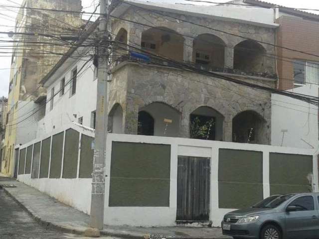 Casa para Venda em Salvador, Pituba, 3 dormitórios, 1 suíte, 2 banheiros, 3 vagas