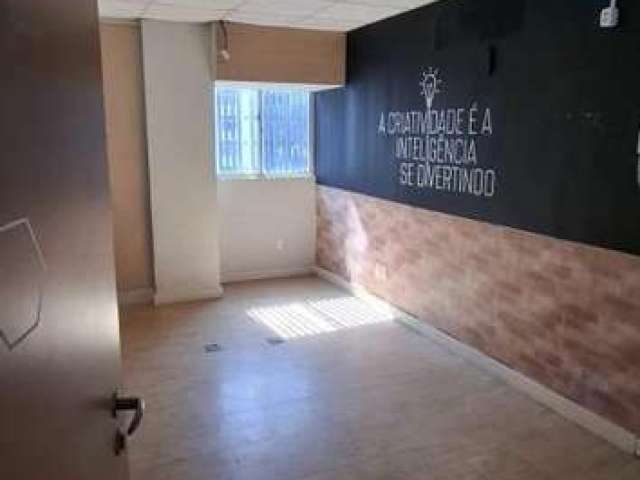 Sala Comercial para Venda em Salvador, Caminho das Árvores, 1 banheiro, 1 vaga