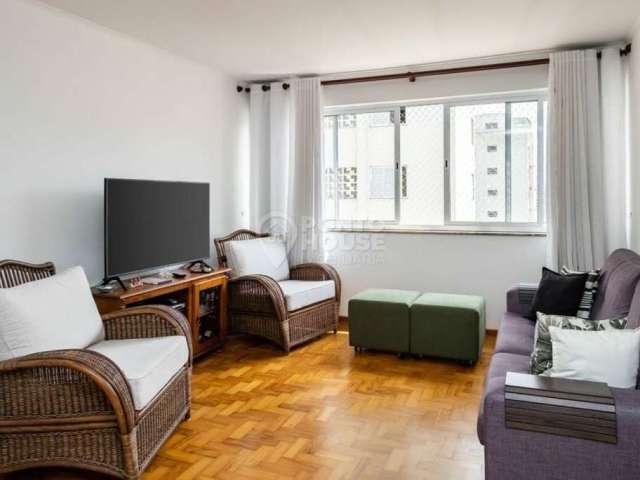 Apartamento à Venda na Vila Mariana - 600 metros do Metrô, 3 dormitórios, lazer