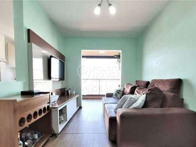 Apartamento à venda no Ipiranga, 2 domitótios com Varanda e 1 vaga