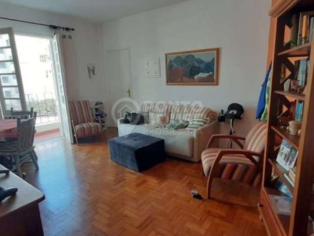 Apartamento à venda na Vila Mariana com 72m², 01 dormitório, living com sacada