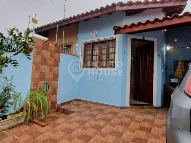 Casa térrea em Itanhaém Mobiliada venda 2 dormitórios suite 2 vagas