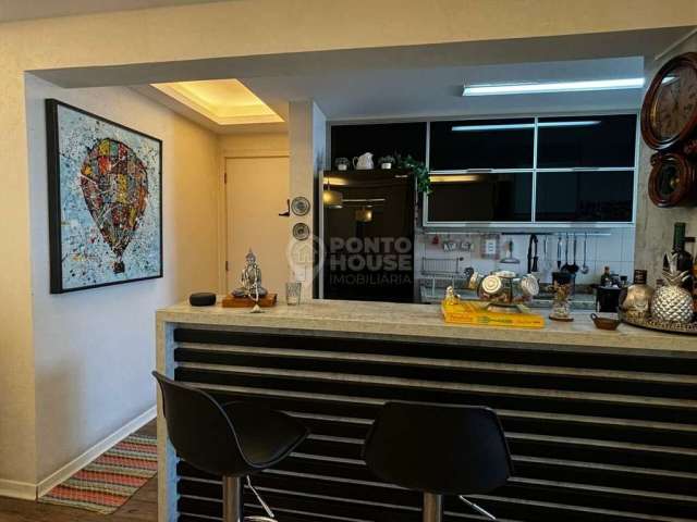 Apartamento à venda no Ipiranga 2 dormitórios, 1 suíte, 2 vagas e Churrasqueira