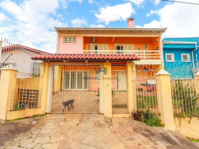 Casa com suíte e piscina no terraço