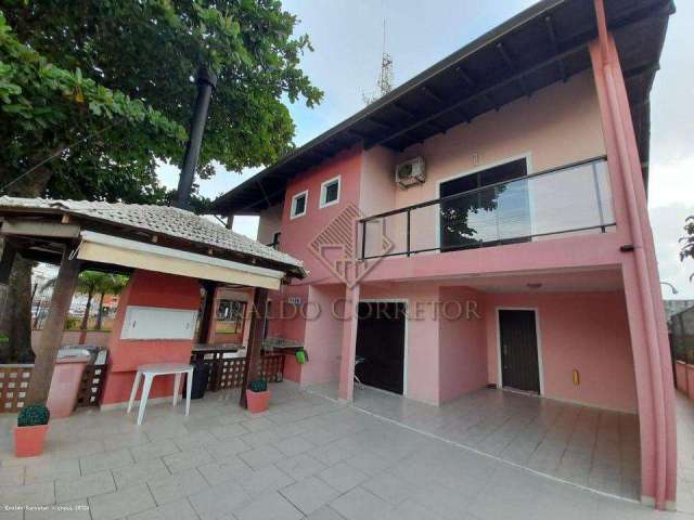 Casa para Venda em Florianópolis   SC no bairro Ingleses do Rio Vermelho