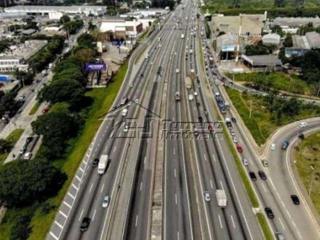 Polo Industrial com excelente localização em São José dos Campos