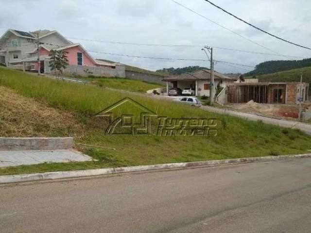 Terreno com 292m² no Residencial Mantiqueira