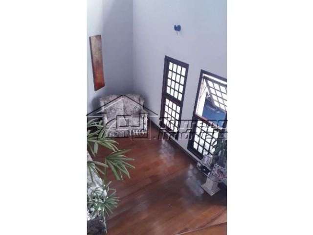 Excelente casa com 5 dormitórios na região central de Jambeiro - SP