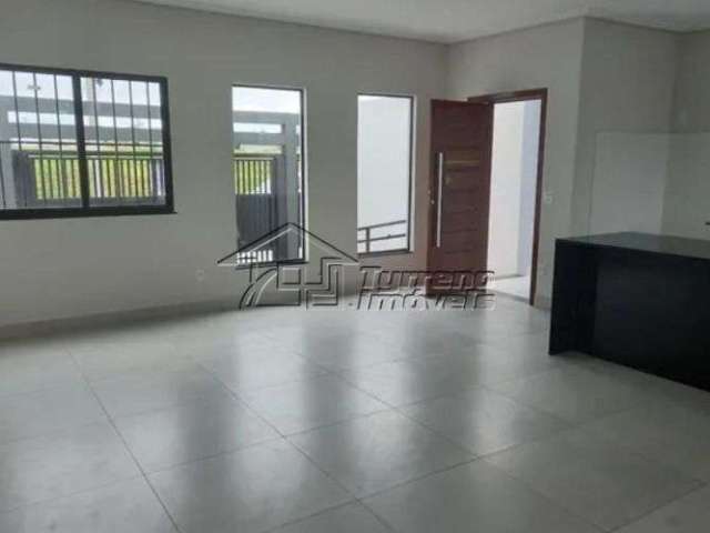 Linda casa no SetVille com 3 dormitórios, sendo 1 suíte