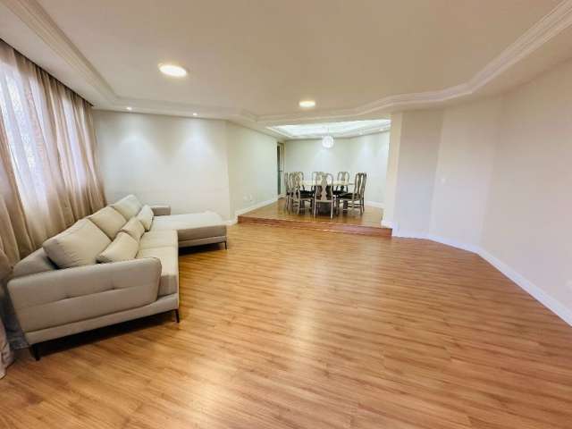 Excelente Apartamento na melhor região de Curitiba no 10° andar com 170m²