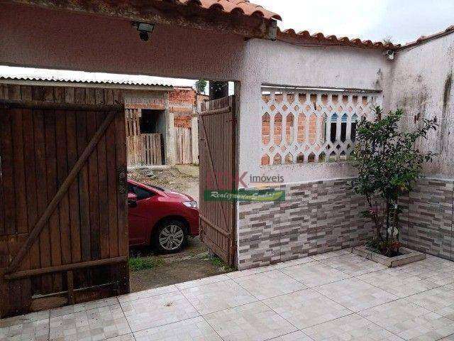 Sobrado com 3 dormitórios à venda, 80 m² por R$ 340.000,00 - Praia das Palmeiras - Caraguatatuba/SP