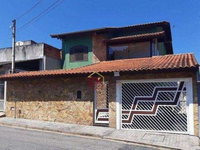 Sobrado à venda por R$ 849.000,00 - Vila Caputera - Mogi das Cruzes/SP