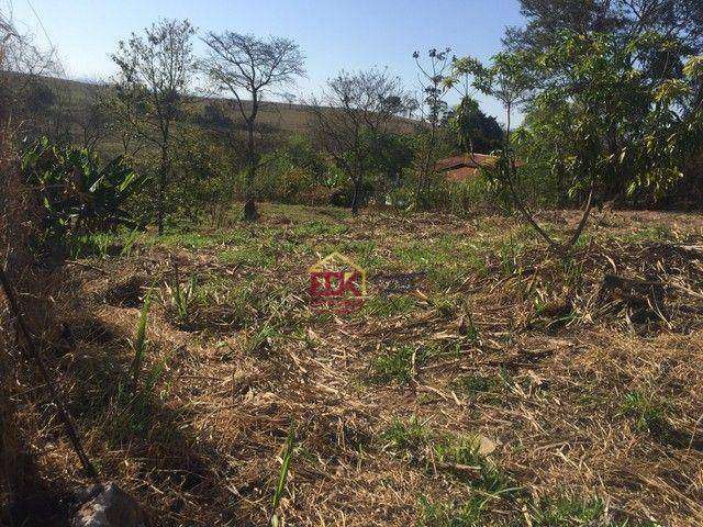 Terreno à venda, 2000 m² por R$ 200.000,00 - Chácaras Santa Rita - Caçapava/SP