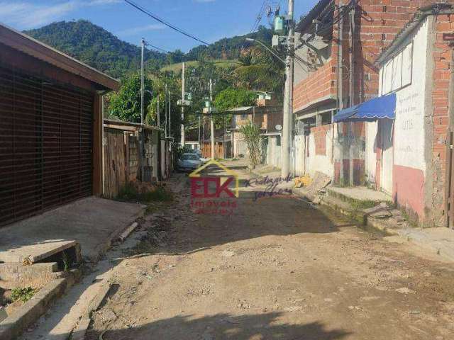 Sobrado com 3 dormitórios à venda, 190 m² por R$ 300.000 - Jardim Santa Rosa - Caraguatatuba/SP