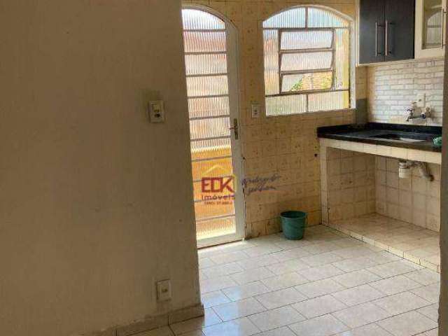 Casa com 1 dormitório à venda, 58 m² por R$ 215.000,00 - Monte Castelo - São José dos Campos/SP