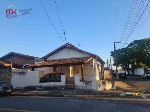 Casa com 3 dormitórios à venda por R$ 375.000,00 - Chácara Galega - Pindamonhangaba/SP