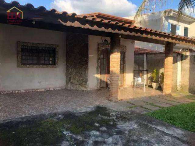 Casa com 3 dormitórios à venda, 400 m² por R$ 530.000 - Praia das Palmeiras - Caraguatatuba/SP